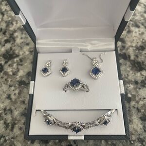 Elegant Blue and Silver Jewelry Set